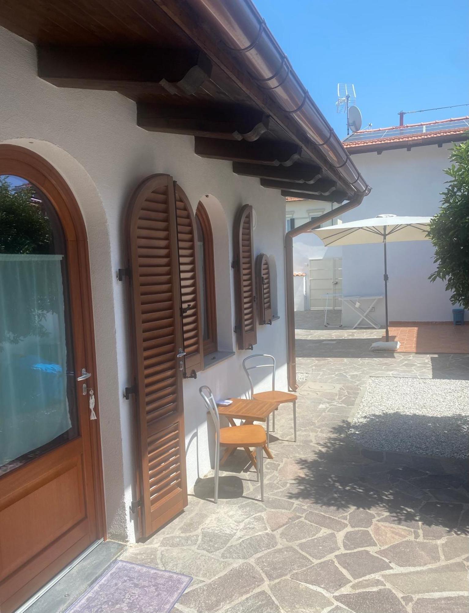 Casa Raffaela Otel Marina Di Pisa Dış mekan fotoğraf